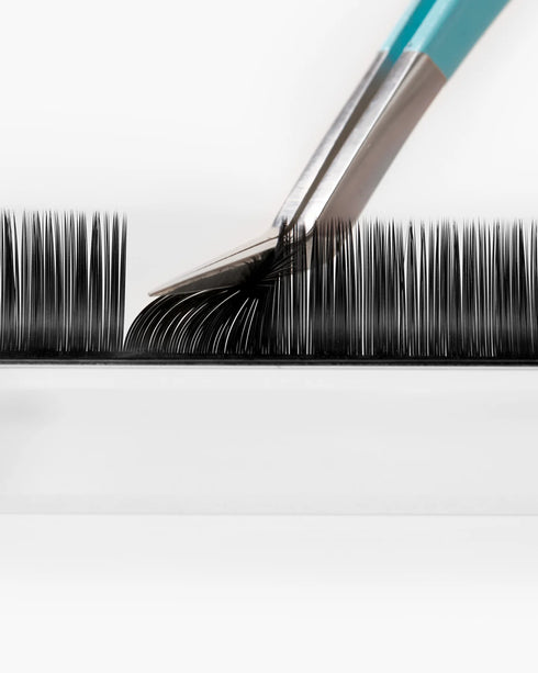 O.G. Lashes: Flat Multi-Length