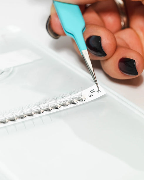 O.G. Lashes: Pre-Made Fans